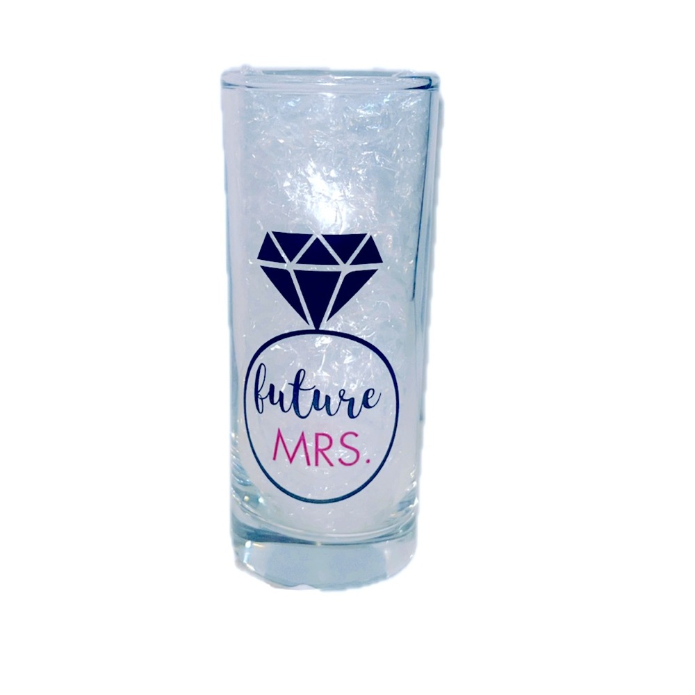 “Future Mrs 💍” Shot Glass